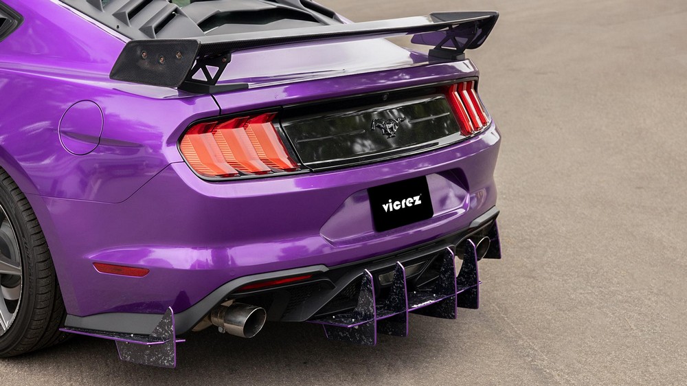 Vicrez Genali VR2 Rear Diffuser vz102636 | Ford Mustang 2015-2025