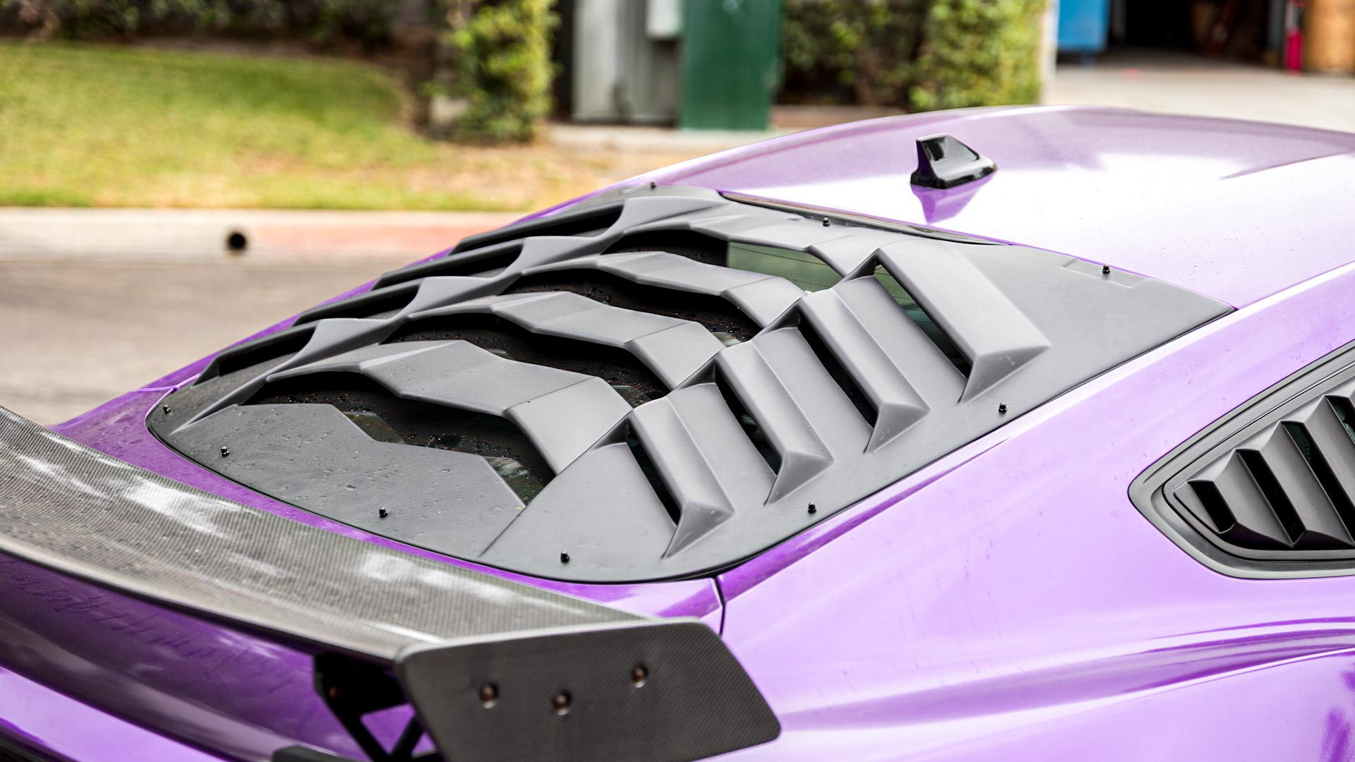 Vicrez LV2 Style Rear & Quarter Window Louvers vz102653 | Ford Mustang 2015-2022