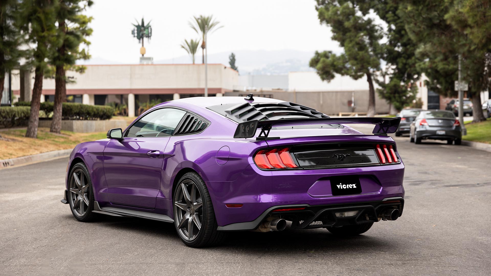 Vicrez LV2 Style Rear & Quarter Window Louvers vz102653 | Ford Mustang 2015-2022